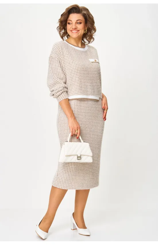 Платье Карина Делюкс 1400 бежевый