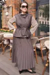 Жилет Vittoria Queen 31053 тауп Жилет Vittoria Queen 31053 тауп