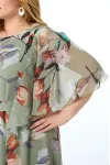Платье Anelli 679 зеленые тона с лилиями