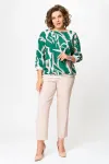 Блузка Swallow 872 изумрудно- зелёный в бежево- молочный принт
