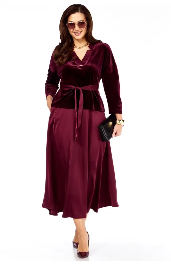 Костюм Taita plus 2533 бургунди