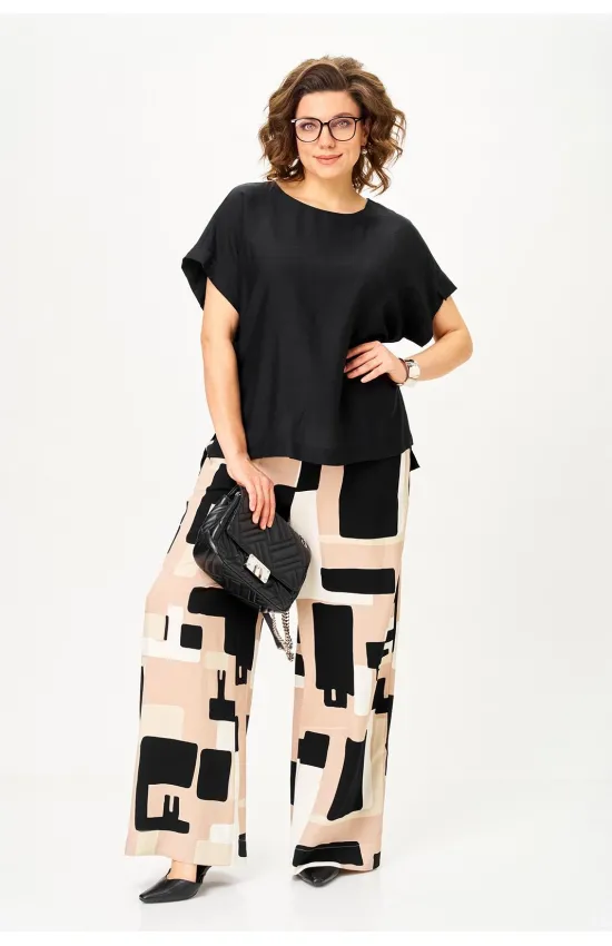 Костюм Michel Chic 1384 песочно-черная графика