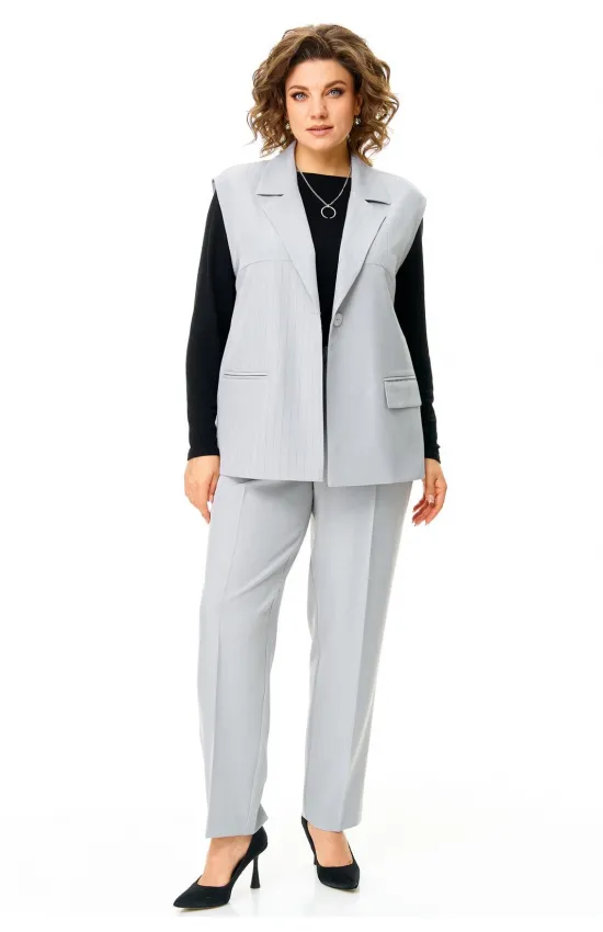 Костюм Карина Делюкс М-1364 черно-бежевый