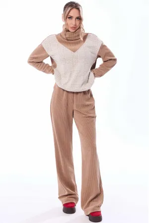 Костюм Golden Valley 6689-1 бежево-молочный