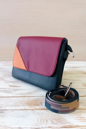 Красивая сумка-клатч со съёмным ремнём Berta зеленый-красный-кармин Chica-168-033-076-028